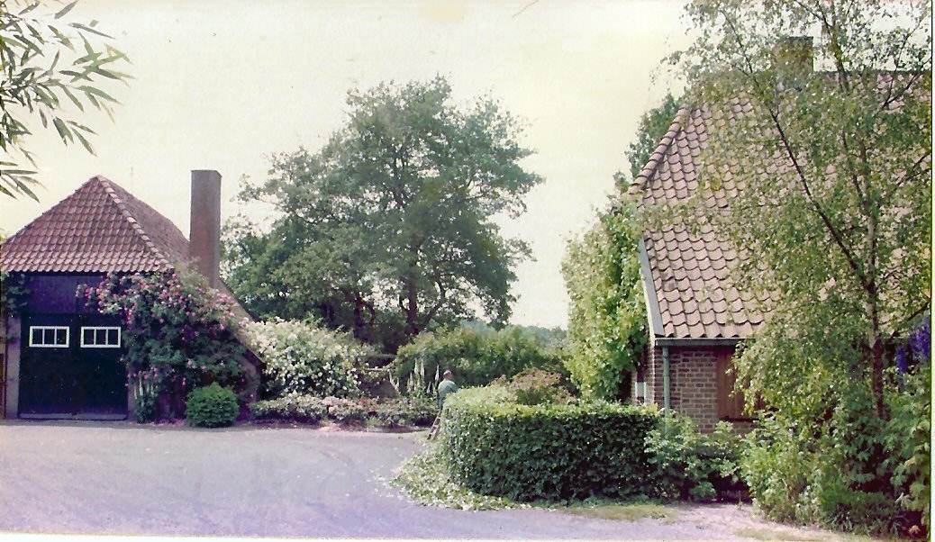 Klik voor foto in apart venster boerderij_de_scholte_langen_laren_1983c.jpg