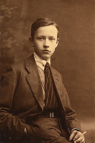 Klik voor foto in apart venster cor_1919.jpg