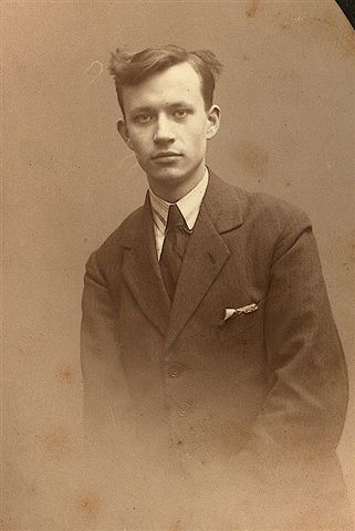 Klik voor foto in apart venster cor_1924.jpg