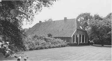 Klik voor foto in apart venster hoeve_descholte_jpg.jpg