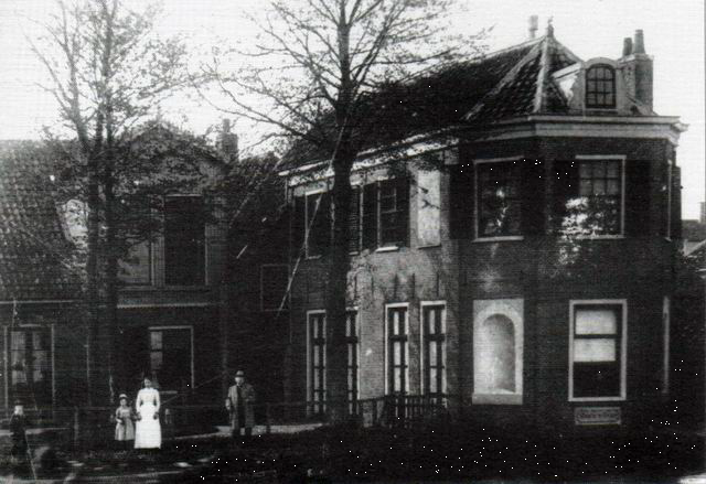Klik voor foto in apart venster middendorp_warmond.png